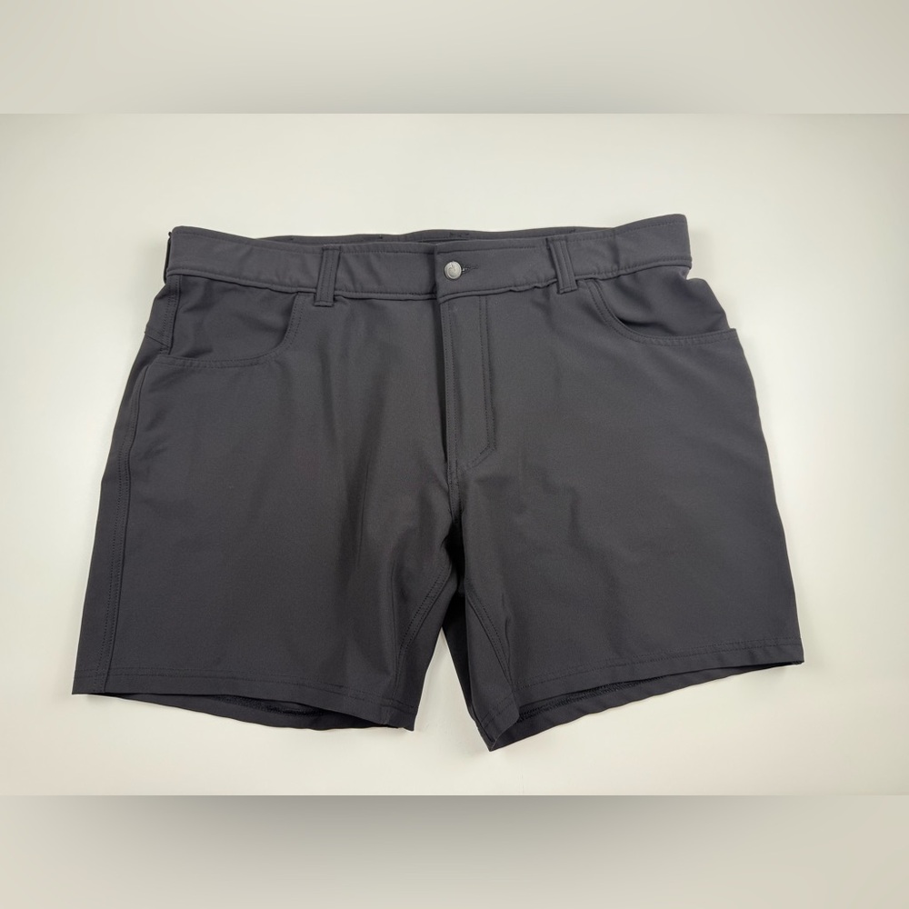 Origin Maine USA Men's 40 Black Stretch Poly VRSA Lite Performance Shorts 7”